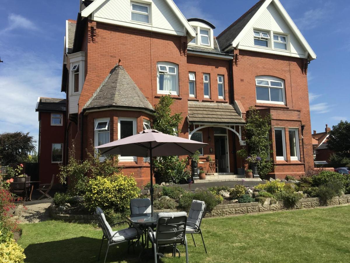 Mode - The Old School House Apartment Lytham St Annes Ngoại thất bức ảnh
