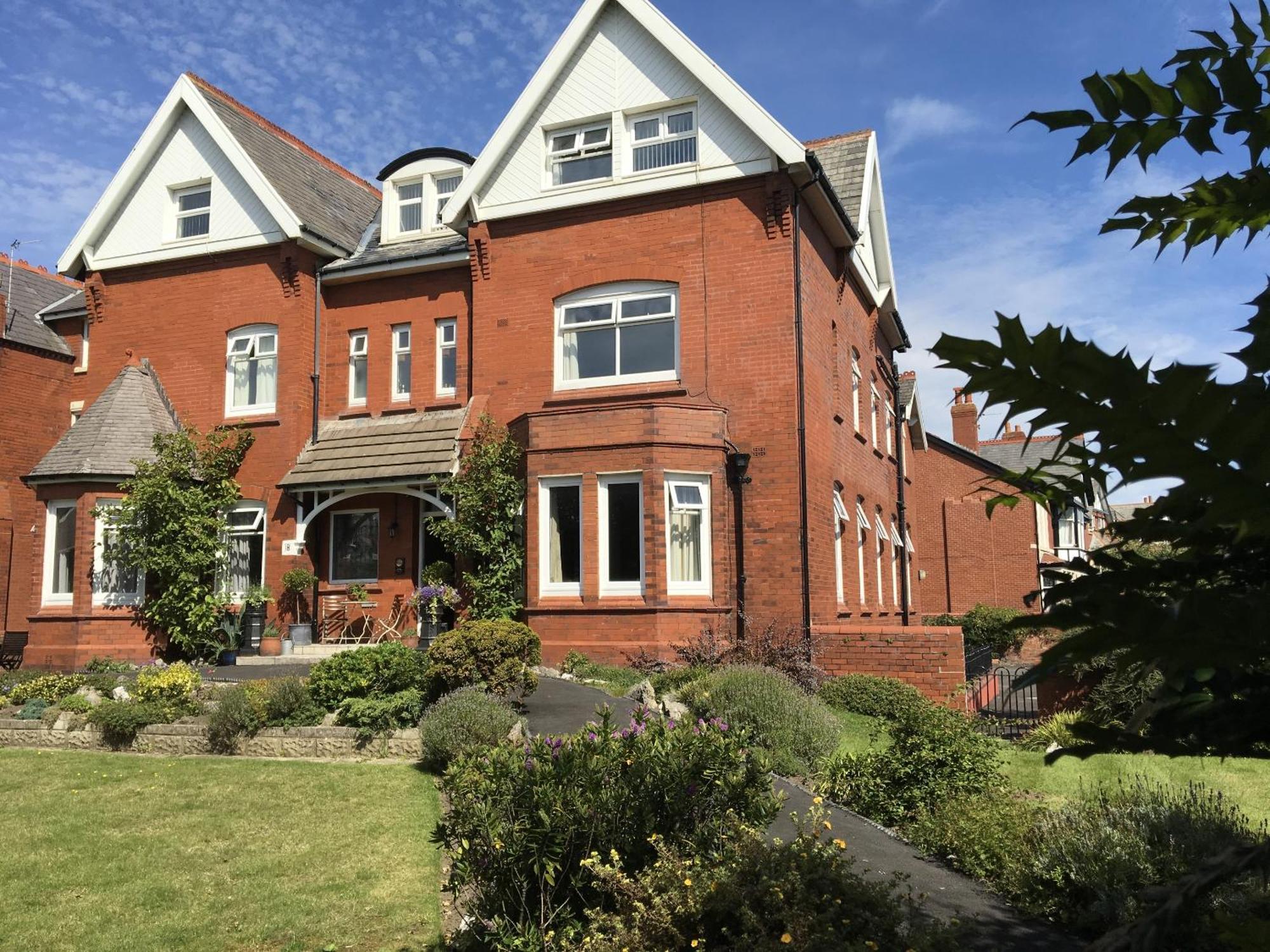 Mode - The Old School House Apartment Lytham St Annes Ngoại thất bức ảnh